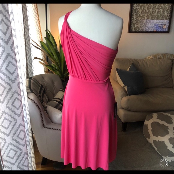 Pink one shoulder dress - Picture 3 of 8